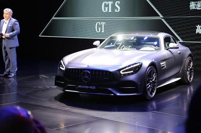 2019æ·±æ¸¯æ¾³è½¦å± æ°æ¬¾æ¢èµå¾·æ¯AMG GTå®¶æä¸å¸ å®ä»·131.88-182.68ä¸å